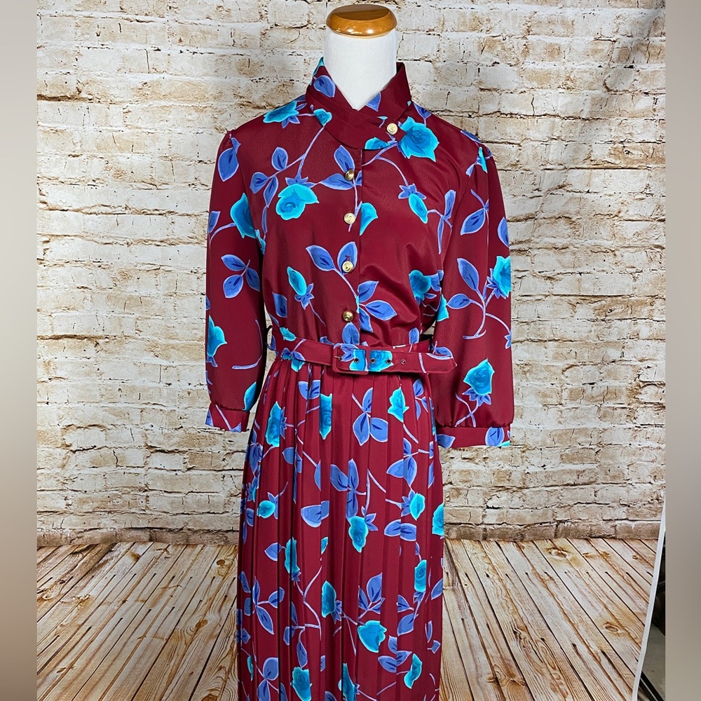 Vtg 1980’s Breli Originals Office Dress. High neck, pleated skirt, Sz 12